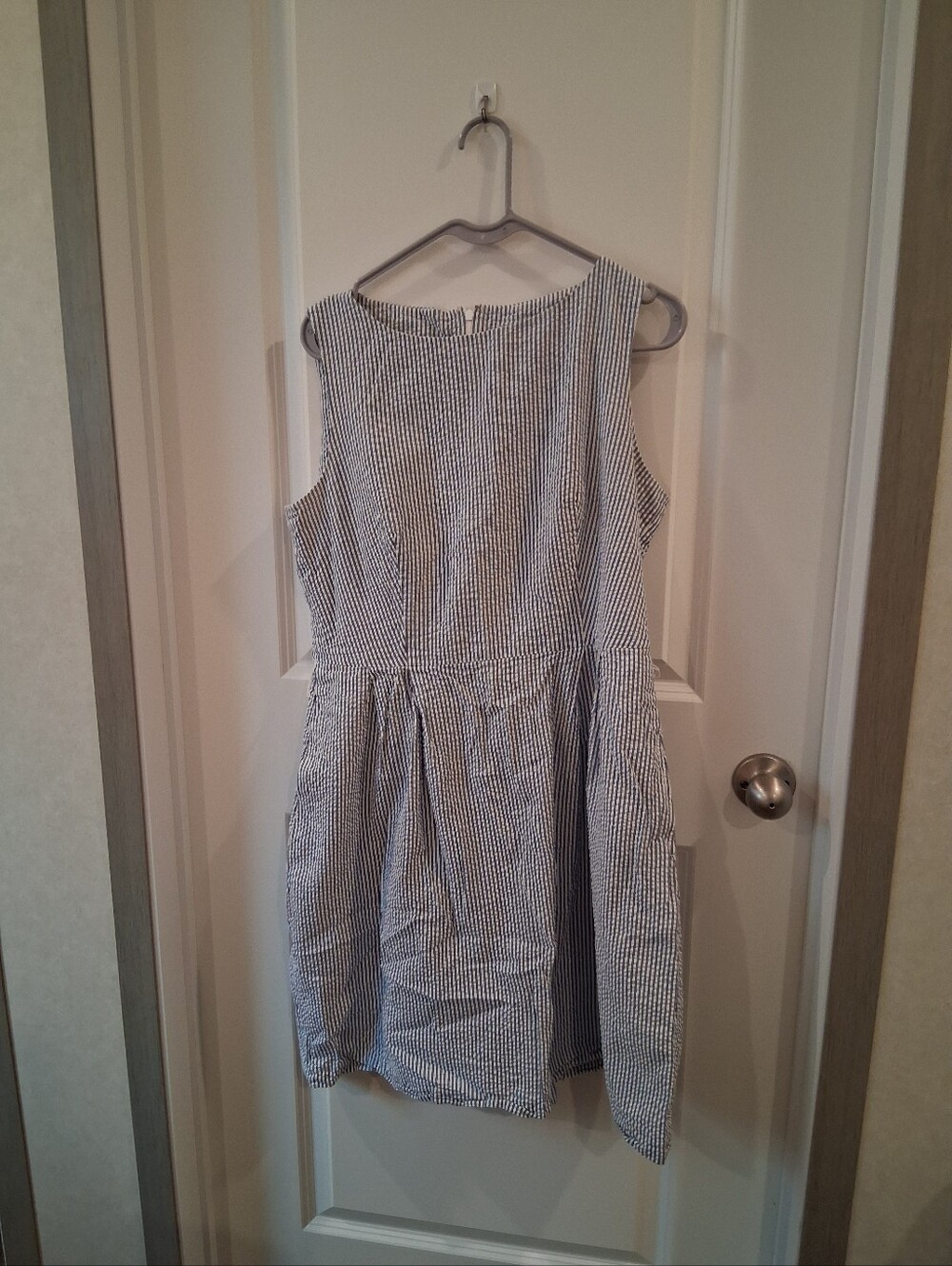 Anne Klein Navy and White Striped Sleeveless Dress Size 12